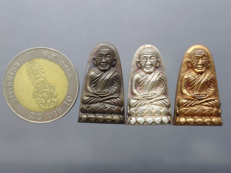 หลวงพ่อทวด สามีราโม รุ่นรัตนรังศรี (ชุดเนื้อเงิน นวะ ทองแดง) วัดช้างให้ พ.ศ.2541 พร้อมกล่องเดิม รูปที่ 5