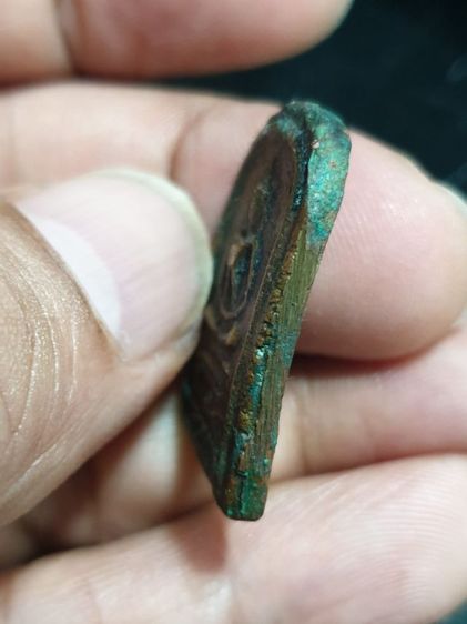 เหรียญหล่อพระสมเด็จ หลวงพ่อแอ๋ว วัดหัวเมือง รุ่นแรก (เล็บมือ) เนื้อทองเหลือง ปี 2528 จ.อุทัยธานี เหรียญสมบูรณ์ จะมีสนิมเขียว พระแท้ดูง่าย รูปที่ 6