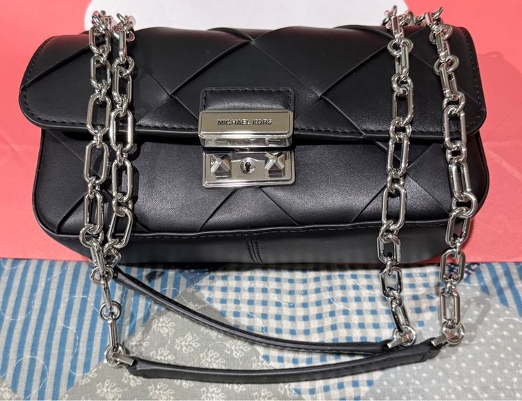 กระเป๋าสะพาย MK รุ่นTribeca Small Woven Leather Shoulder Bag รูปที่ 8