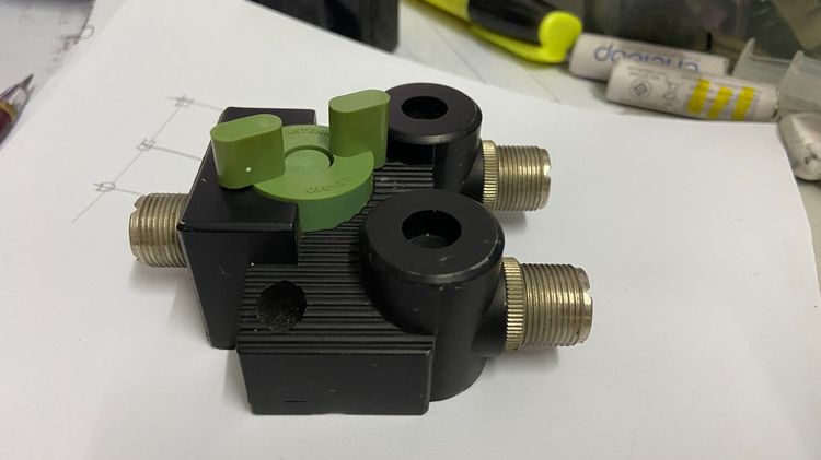 สวิทซ์เลือกสายสัญญาณ 2ทาง Diamond CX-210 มือ2 สภาพ เหมือนใหม่