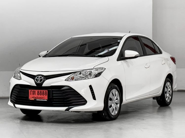 Toyota Vios 2022 1.5 Entry Sedan เบนซิน เกียร์อัตโนมัติ ขาว