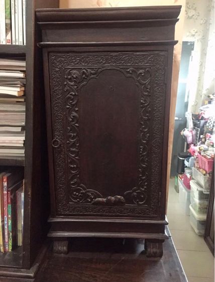 ตู้ไม้สักโบราณ ขาสิงห์ รูปที่ 2