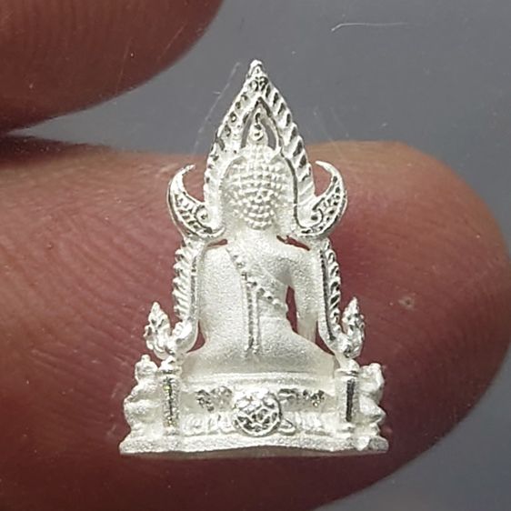 พระพุทธชินราช ลอยองค์ เนื้อเงิน (พิมพ์จิ๋ว) กรมตำรวจรุ่นแรก รุ่น “ประวัติศาสตร์” ปี2562 พร้อมกล่องเดิม รูปที่ 2