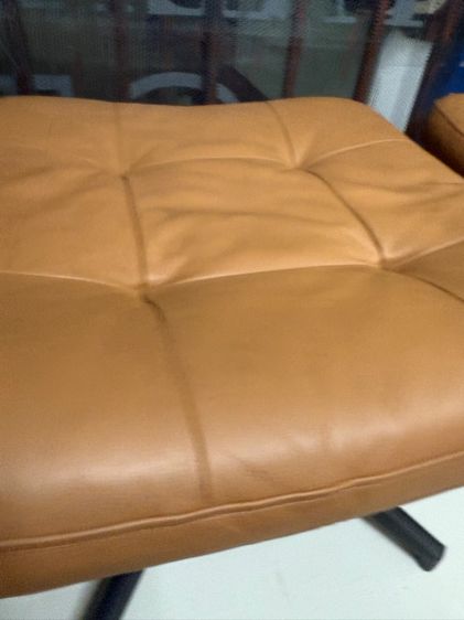 เก้าอี้หนังแท้ IKEA HAVBERG  และ สตูล มือสอง รูปที่ 8