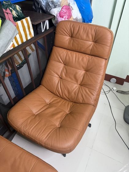 เก้าอี้หนังแท้ IKEA HAVBERG  และ สตูล มือสอง รูปที่ 4