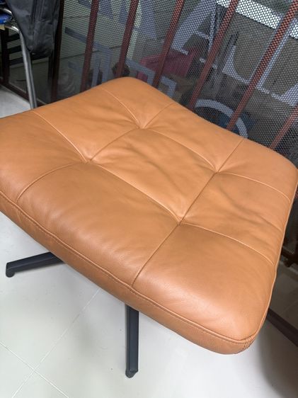 เก้าอี้หนังแท้ IKEA HAVBERG  และ สตูล มือสอง รูปที่ 11