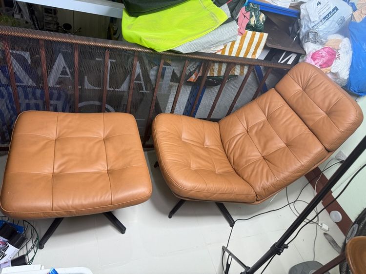 เก้าอี้หนังแท้ IKEA HAVBERG  และ สตูล มือสอง รูปที่ 5