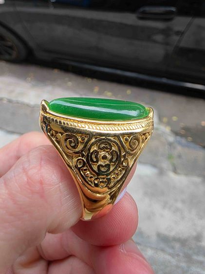 แหวน หัวพลอยสีเขียว สวยหายาก ของเก่าเก็บ รุ่นเก่า ขายตามสภาพ ขนาดมาตรฐาน เบอร์ 9-10 สวยหายาก อย่างดีหนัก ๆ พร้อมส่งครับ  รูปที่ 3