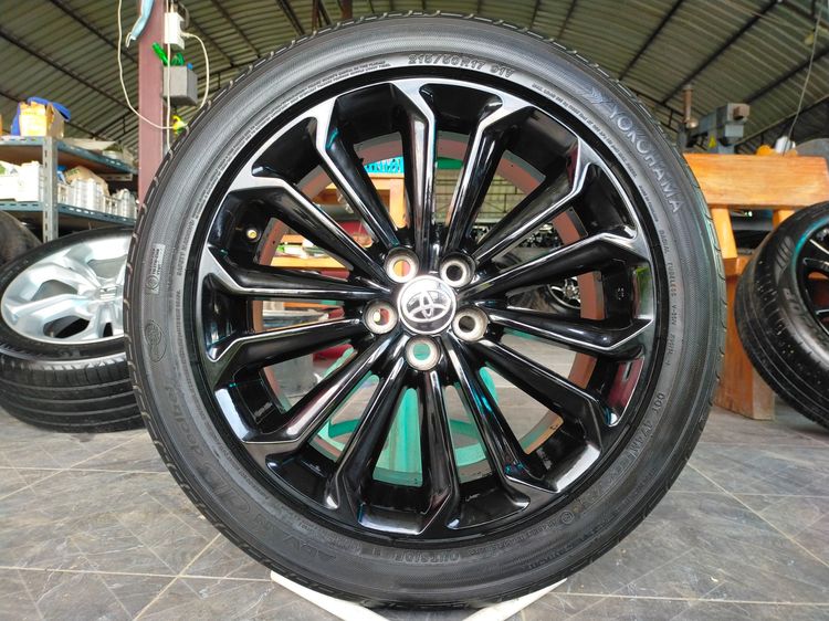 แม็กโตโยต้า ขอบ17 สีอบpowder coat พร้อมยางโยโกฮาม่า 215 50 17 ปี22 ใส่อัลติสได้ทุกรุ่น เซียนต้า  วิช พุส