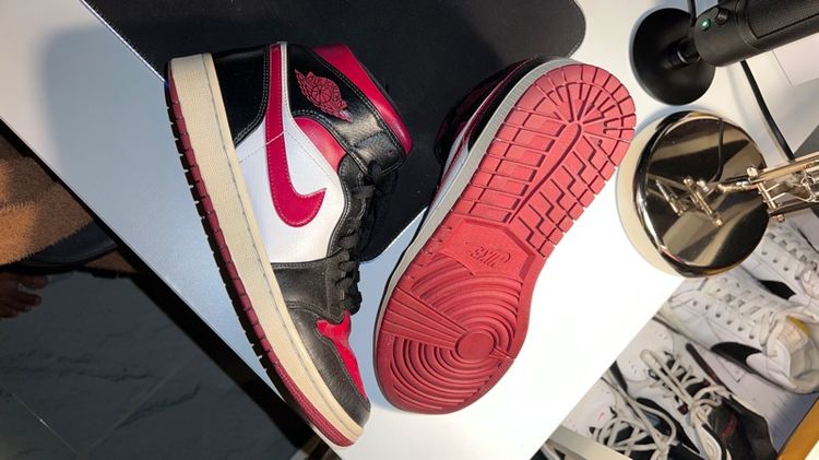 Jordan 1 MidBred Toe ไซส์ 42 รูปที่ 5