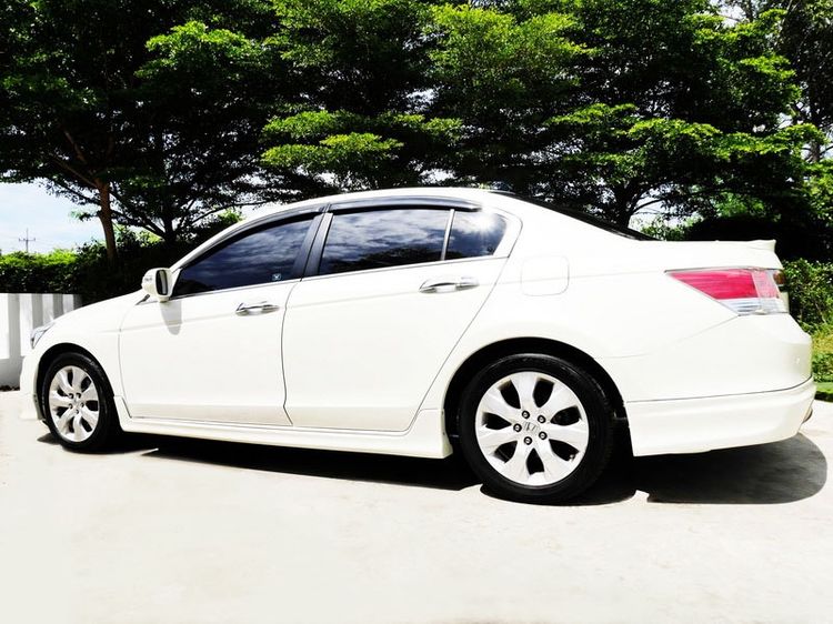 Honda Accord 2012 2.0 EL NAVI Sedan เบนซิน ไม่ติดแก๊ส เกียร์อัตโนมัติ ขาว รูปที่ 3
