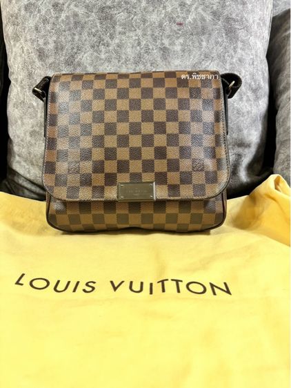 กระเป๋า ผู้ชาย LV District