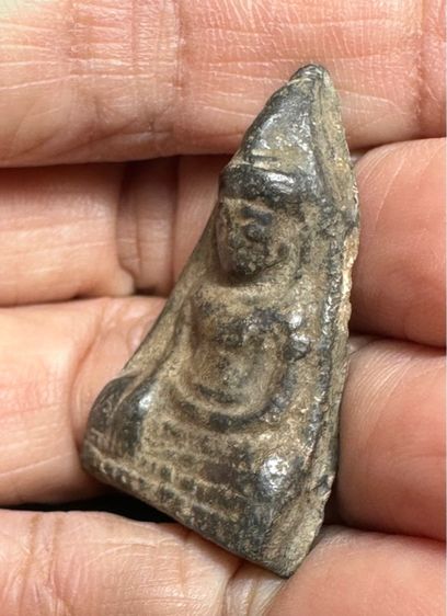 🙏พระผงปิลันท์ ซุ้มประตู🙏พระร่วงนั่งไม่ทราบกรุ องค์ละ1850 รูปที่ 10