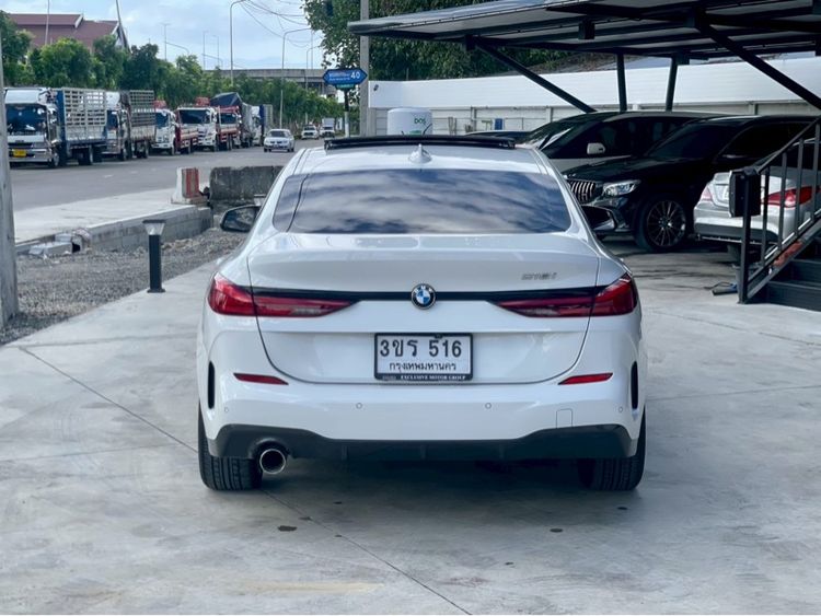 รถ BMW Series 2 218i สี ขาว