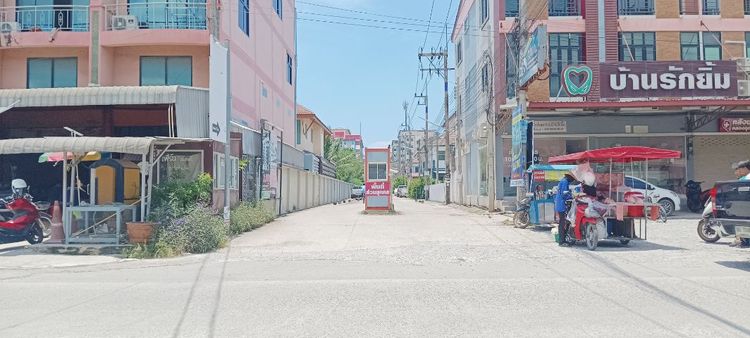 มีบางส่วน ขายบ้านแฝด1ชั้น มีให้เลือก2หลังติดกัน รูปที่ 2