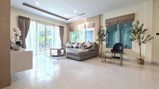 หมู่บ้านเพอร์เฟคเพลส สุขุมวิท77 Perfect Place Sukhumvit 77 Village 
