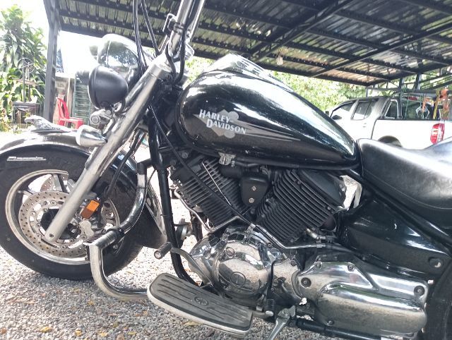 Yamaha.  V star1100. Classic ปี 2009 สเป็คเมกา
ล้อแม็คโรงงาน ชุดสีดำลายไฟโรงงาน 
เรือนไมล์สองชั้น
ทะเบียนแท้ สมอ. จด ปี 2009 
 รูปที่ 14
