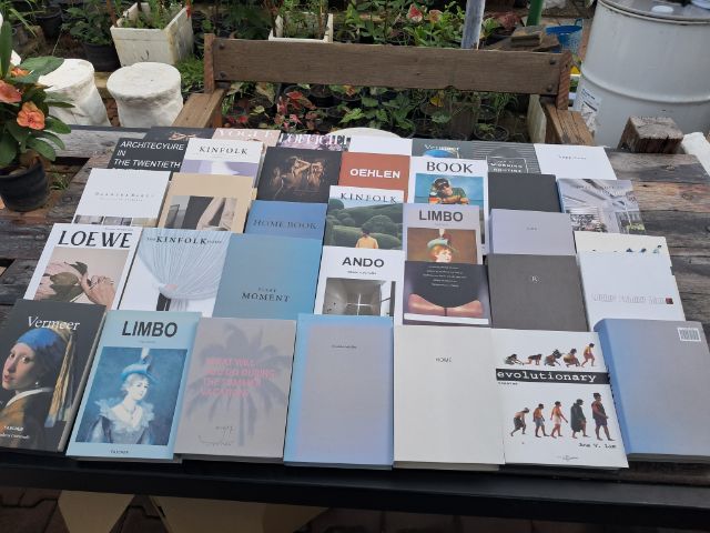 บล็อกหนังสือปลอม รูปที่ 2