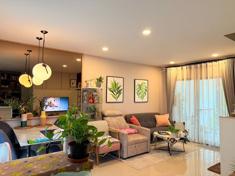 LPN Development ตกแต่งครบ ลุมพินี ทาวน์เพลส สุขุมวิท – ศรีนครินทร์ ทาวน์เฮ้าส์ 3 ชั้น รูปที่ 4