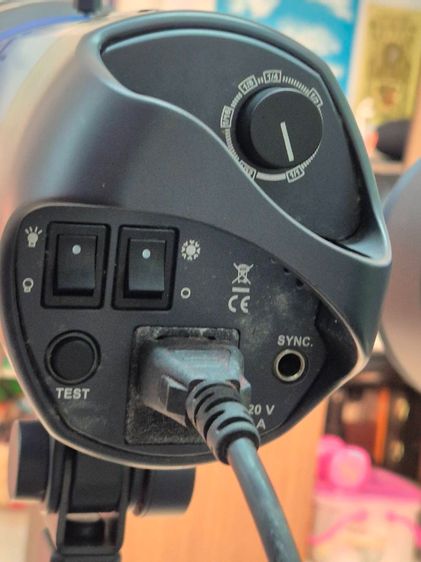 ชุดไฟสตูดิโอ Excella Carlo 350 พร้อมขาตั้ง+ร่ม+Trigger ครบชุด สภาพใหม่ใช้งานน้อยมาก รูปที่ 6