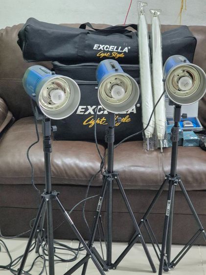 ชุดไฟสตูดิโอ Excella Carlo 350 พร้อมขาตั้ง+ร่ม+Trigger ครบชุด สภาพใหม่ใช้งานน้อยมาก รูปที่ 11