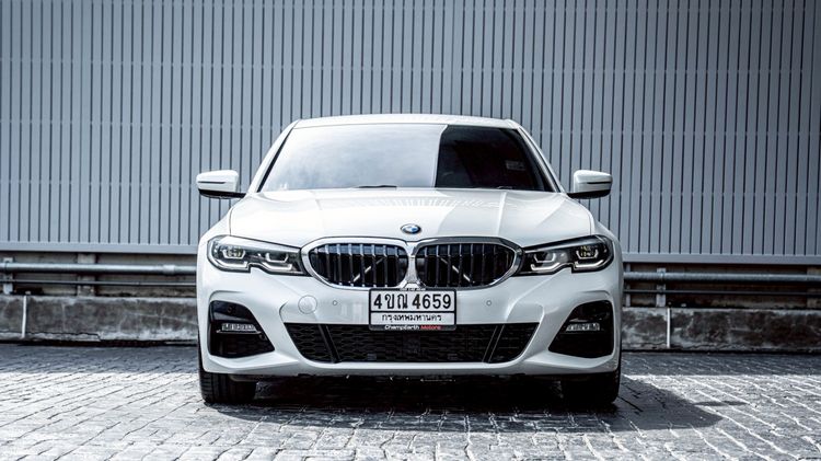 BMW Series 3 2022 320d Sedan ดีเซล ไม่ติดแก๊ส เกียร์อัตโนมัติ ขาว รูปที่ 2
