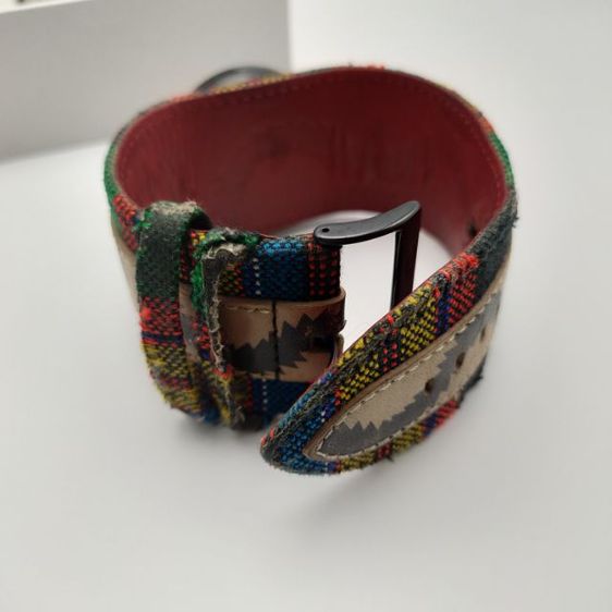 นาฬิกา Vivienne Westwood African cuff สายหนัง รุ่นนี้หายากมือสอง สภาพ85  รูปที่ 10