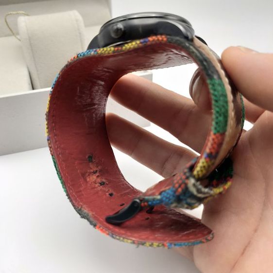 นาฬิกา Vivienne Westwood African cuff สายหนัง รุ่นนี้หายากมือสอง สภาพ85  รูปที่ 9