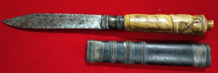 มีดหมอหลวงพ่อเดิม ขนาด11นิ้ว ด้ามแกะฤาษีพ่อแก่ รูปที่ 15