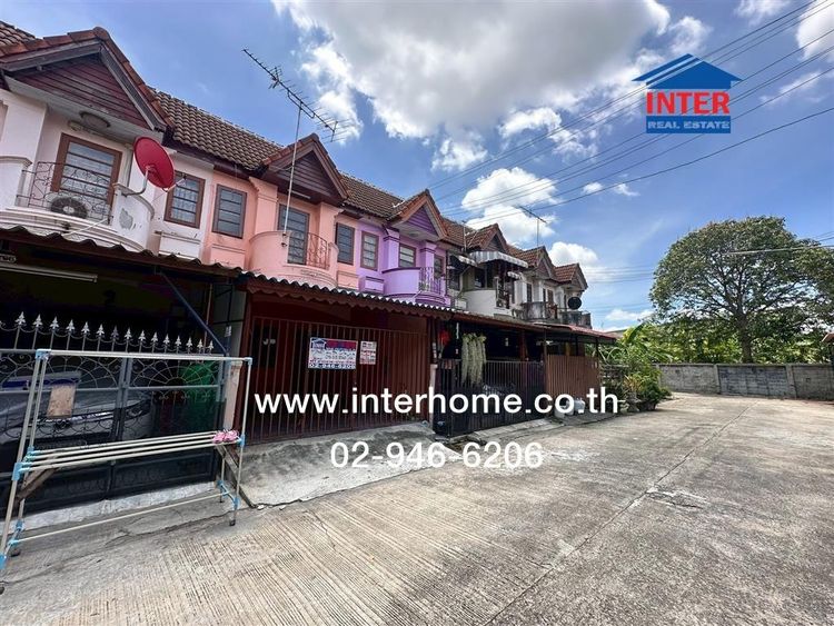 ไม่ใช่ ทาวน์เฮ้าส์ 2 ชั้น 16 ตร.ว. หมู่บ้านพงษ์ศิริชัย1 ใกล้สำนักงานเทศบาลอ้อมน้อย ถนนเพชรเกษม กระทุ่มแบน สมุทรสาคร