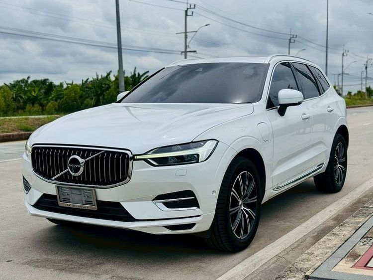 รถ Volvo XC60 2.0 RechargeT8 Inscription AWD สี ขาว