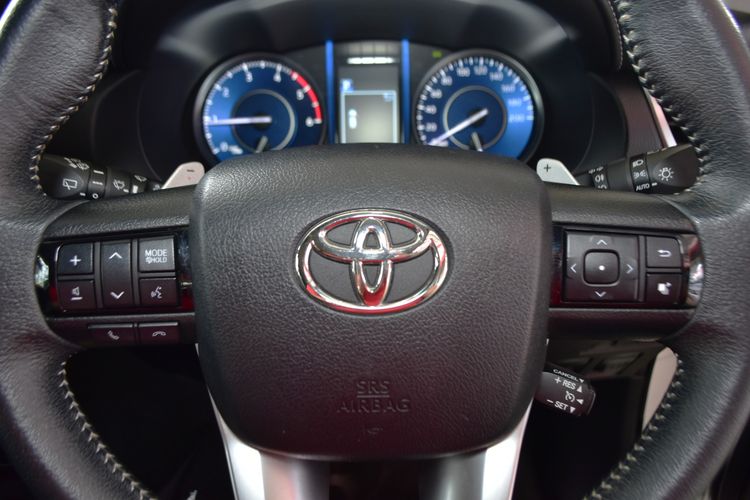 Toyota Fortuner 2020 2.4 V Utility-car ดีเซล ไม่ติดแก๊ส เกียร์อัตโนมัติ ขาว รูปที่ 4