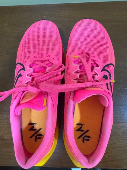 รองเท้า Nike Zoom Fly 5 Size US 9 EUR 40.5 สีชมพู