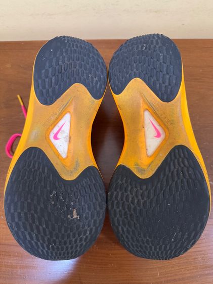 รองเท้า Nike Zoom Fly 5 Size US 9 EUR 40.5 สีชมพู รูปที่ 5