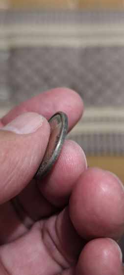 พระเหรียญเก่าๆ รูปที่ 9