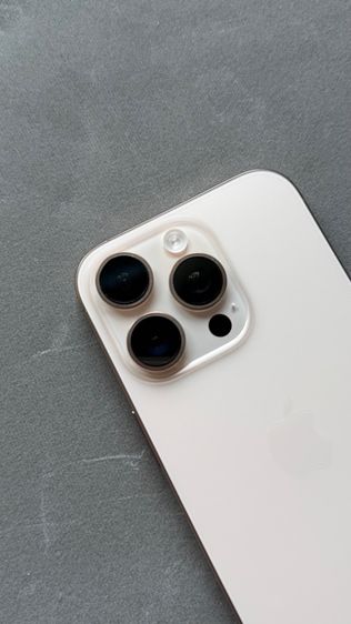 iPhone 16 Pro 256GB สี Desert Titanium (สีทะเลทราย) รูปที่ 2