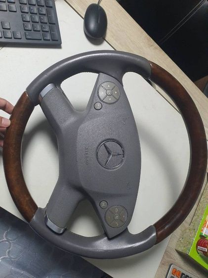 พวงมาลัย Benz W212 รูปที่ 3