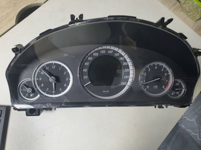 เรือนไมล์ benz w212 รูปที่ 4