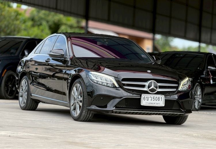 Mercedes-Benz C-Class 2019 C300 Sedan ไฮบริด ไม่ติดแก๊ส เกียร์อัตโนมัติ ดำ รูปที่ 3