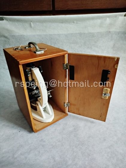 อื่นๆ กล้องจุลทรรศน์ XSB-01 พร้อมกล่องไม้และกุญแจเก็บรักษา