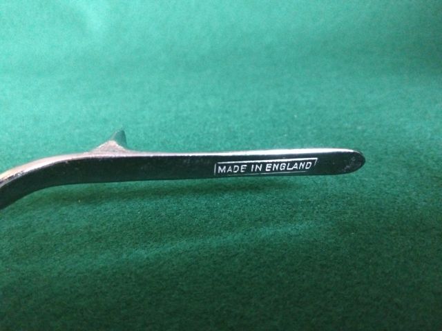 เครื่องตัดผมหรือกรรไกรตัดผมโบราณยี่ห้อ Burman made in England ด้านสแตนเลสแท้ สภาพใช้ได้ปกติไม่มีชำรุด รูปที่ 7