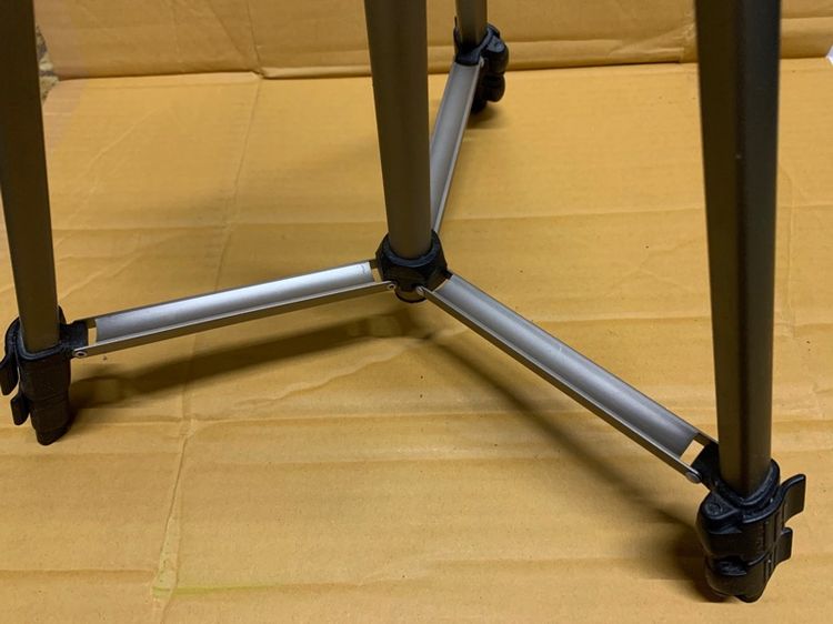 ขาตั้งกล้องถ่ายรูป รูปที่ 10