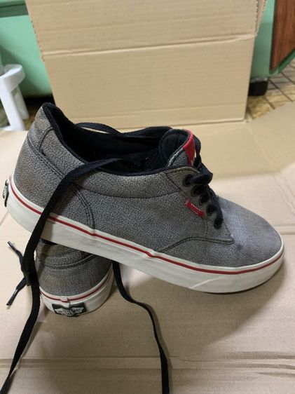 VANS รองเท้าผ้าใบสีเทา พื้นขาวขอบแดง ของแท้ รูปที่ 2