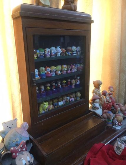 ตู้ไม้สักโบราณ