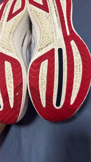 saucony endorphin speed 3 รูปที่ 8
