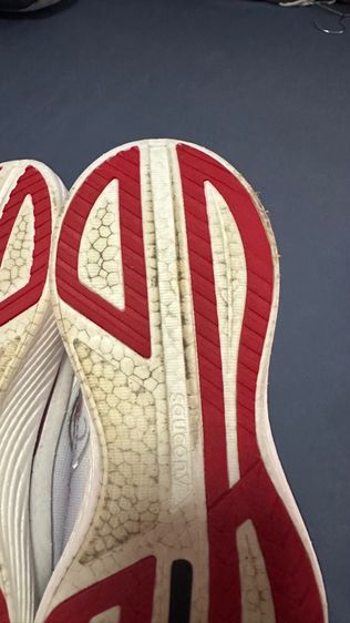 saucony endorphin speed 3 รูปที่ 11