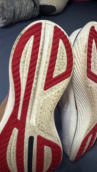 saucony endorphin speed 3 รูปที่ 9