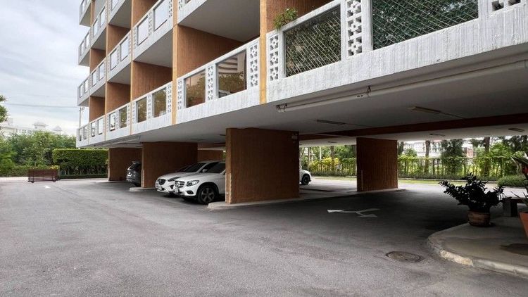 คอนโดมิเนียม รูปที่ 3