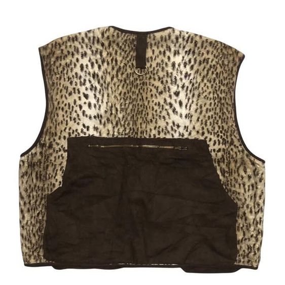 เสื้อกั๊กลายเสือ งาน JAPAN 🇯🇵 แท้ 💯 size ขนาดวัดจริง อก 20 ยาว 24 นิ้ว สภาพใหม่มาก  ซิป YKK ทองเหลืองดีเทลสวย ตัดเย็บดีมาก รูปที่ 3