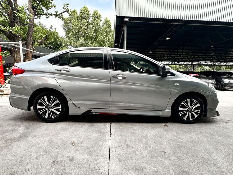 Honda City 2017 1.5 V i-VTEC Sedan เบนซิน เกียร์อัตโนมัติ เทา รูปที่ 4
